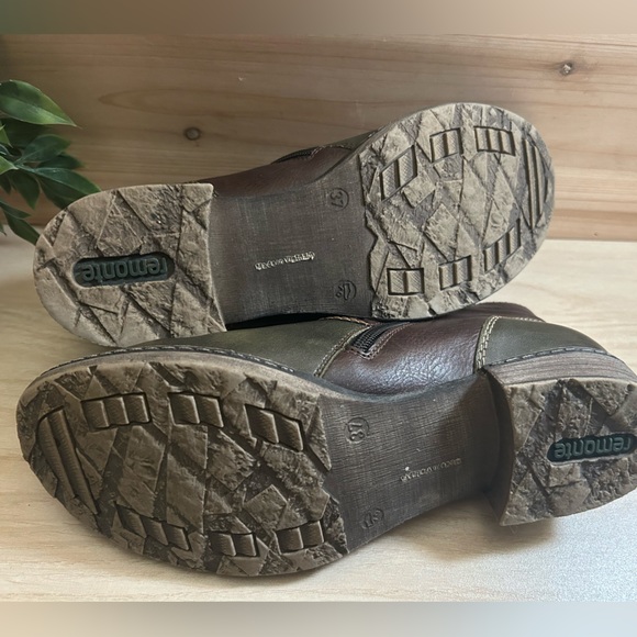 Remonte Women’s Double Zip Ankle Booties - Picture 6 of 7